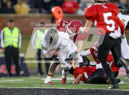 Thumbnail 3 in Hayti vs. Lincoln (MSHSAA Class 1 Show-Me Bowl) photogallery.
