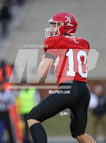Thumbnail 1 in Hayti vs. Lincoln (MSHSAA Class 1 Show-Me Bowl) photogallery.