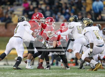 Thumbnail 3 in Hayti vs. Lincoln (MSHSAA Class 1 Show-Me Bowl) photogallery.