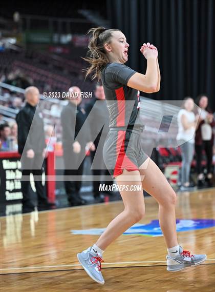 Thumbnail 2 in Boise vs. Owyhee (IHSAA 5A Quarterfinals) photogallery.