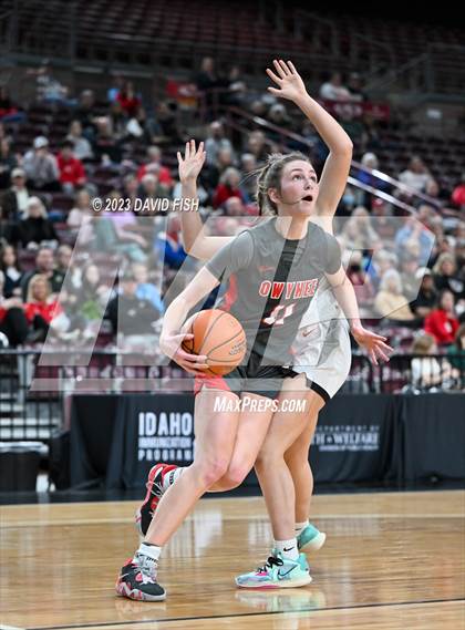 Thumbnail 2 in Boise vs. Owyhee (IHSAA 5A Quarterfinals) photogallery.