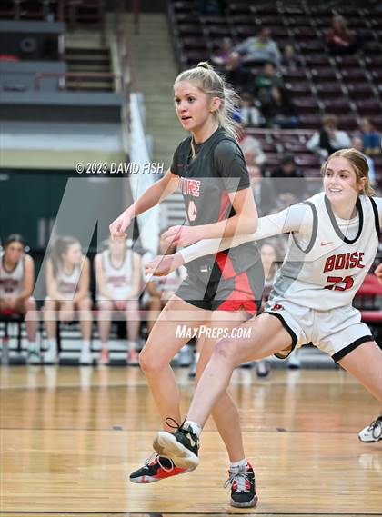 Thumbnail 1 in Boise vs. Owyhee (IHSAA 5A Quarterfinals) photogallery.