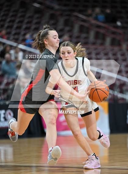 Thumbnail 1 in Boise vs. Owyhee (IHSAA 5A Quarterfinals) photogallery.