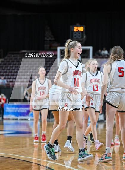 Thumbnail 1 in Boise vs. Owyhee (IHSAA 5A Quarterfinals) photogallery.
