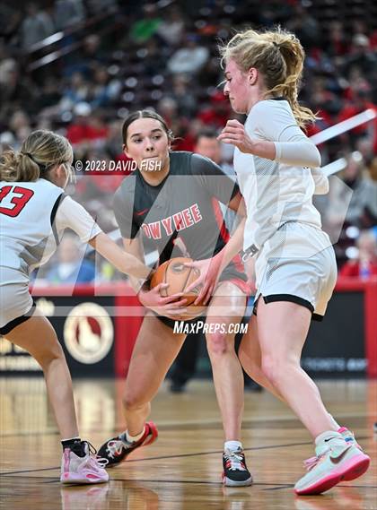 Thumbnail 3 in Boise vs. Owyhee (IHSAA 5A Quarterfinals) photogallery.