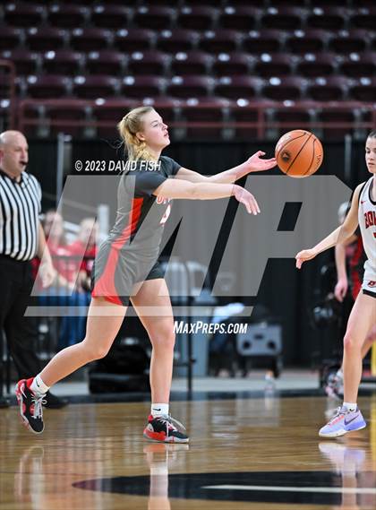 Thumbnail 2 in Boise vs. Owyhee (IHSAA 5A Quarterfinals) photogallery.