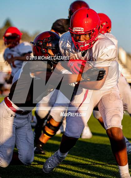 Thumbnail 3 in Freshman: Cathedral Catholic @ JSerra Catholic photogallery.