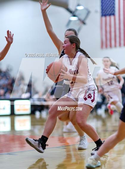 Thumbnail 3 in Muncy vs. Northeast Bradford (PIAA District 4 class 2A Final) photogallery.