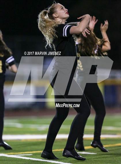 Thumbnail 3 in Calabasas High vs Dorsey High photogallery.