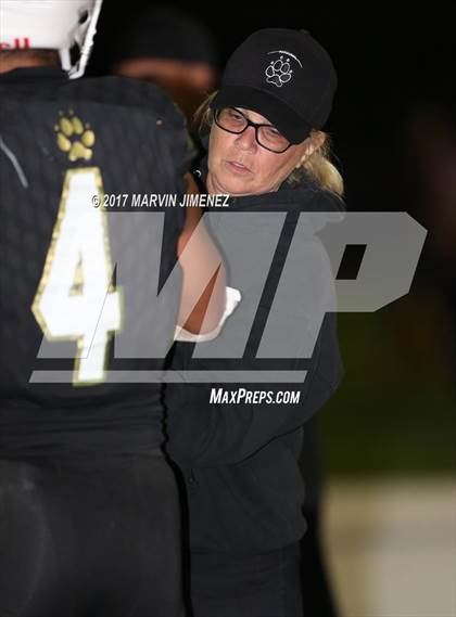 Thumbnail 3 in Calabasas High vs Dorsey High photogallery.