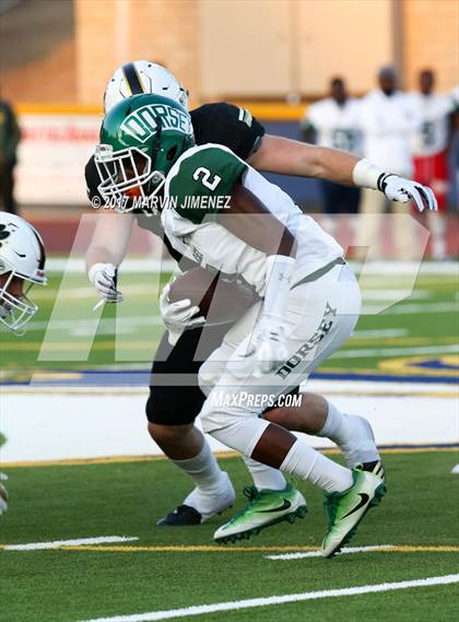 Thumbnail 3 in Calabasas High vs Dorsey High photogallery.