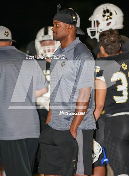 Thumbnail 3 in Calabasas High vs Dorsey High photogallery.