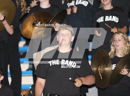 Thumbnail 3 in Calabasas High vs Dorsey High photogallery.
