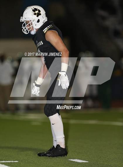 Thumbnail 2 in Calabasas High vs Dorsey High photogallery.