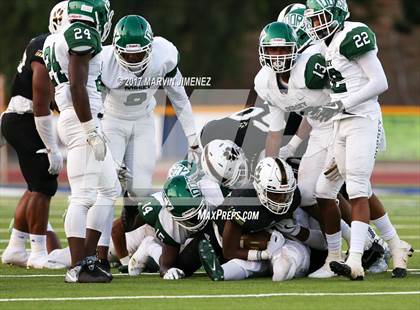 Thumbnail 3 in Calabasas High vs Dorsey High photogallery.