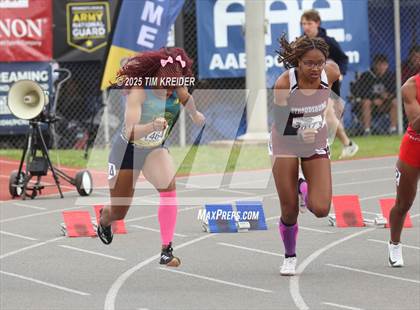 Thumbnail 1 in PIAA 2A & 3A Finals photogallery.