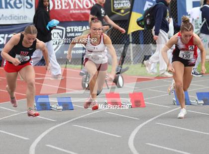 Thumbnail 2 in PIAA 2A & 3A Finals photogallery.