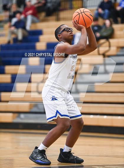 Thumbnail 1 in River Ridge vs. Americus-Sumter (Lemon Street Classic) photogallery.
