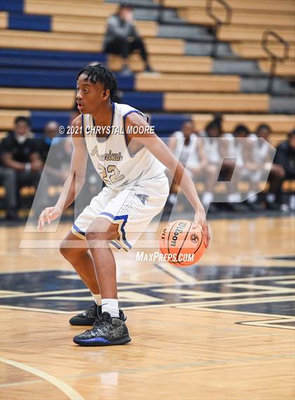 Thumbnail 3 in River Ridge vs. Americus-Sumter (Lemon Street Classic) photogallery.