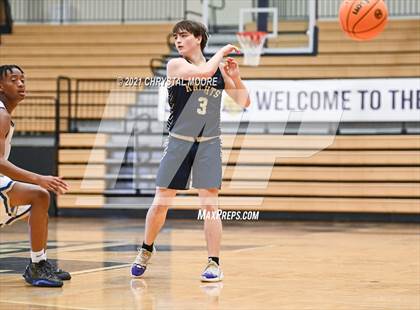 Thumbnail 2 in River Ridge vs. Americus-Sumter (Lemon Street Classic) photogallery.
