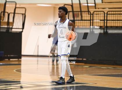 Thumbnail 3 in River Ridge vs. Americus-Sumter (Lemon Street Classic) photogallery.