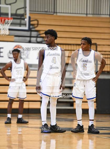 Thumbnail 2 in River Ridge vs. Americus-Sumter (Lemon Street Classic) photogallery.
