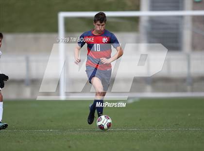 Thumbnail 3 in Roaring Fork vs. Kent Denver (CHSAA 3A Final) photogallery.