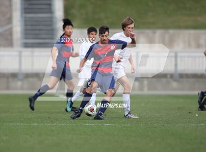 Thumbnail 3 in Roaring Fork vs. Kent Denver (CHSAA 3A Final) photogallery.