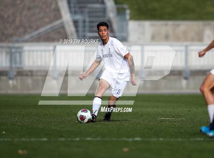 Thumbnail 3 in Roaring Fork vs. Kent Denver (CHSAA 3A Final) photogallery.