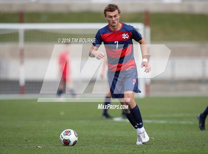 Thumbnail 1 in Roaring Fork vs. Kent Denver (CHSAA 3A Final) photogallery.