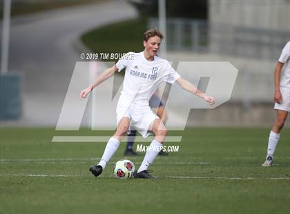Thumbnail 1 in Roaring Fork vs. Kent Denver (CHSAA 3A Final) photogallery.