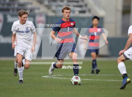 Thumbnail 3 in Roaring Fork vs. Kent Denver (CHSAA 3A Final) photogallery.