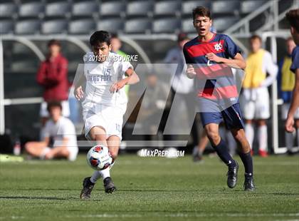 Thumbnail 3 in Roaring Fork vs. Kent Denver (CHSAA 3A Final) photogallery.