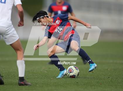 Thumbnail 2 in Roaring Fork vs. Kent Denver (CHSAA 3A Final) photogallery.