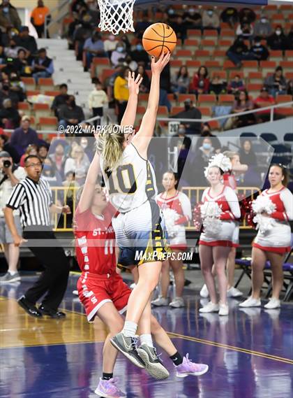 Thumbnail 3 in Pima vs. St. Johns (AIA 2A Semifinal) photogallery.