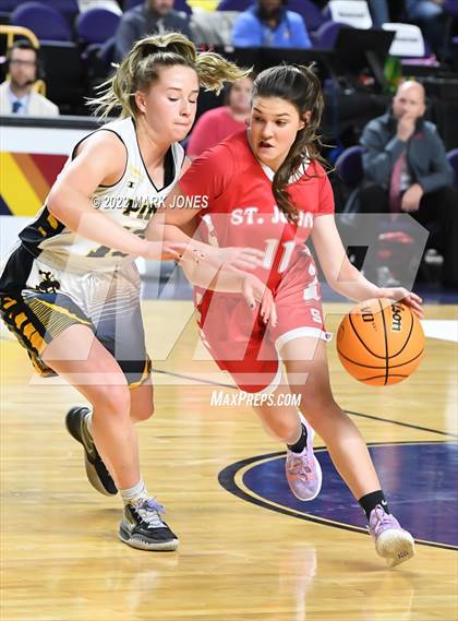 Thumbnail 1 in Pima vs. St. Johns (AIA 2A Semifinal) photogallery.