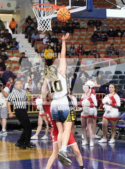 Thumbnail 1 in Pima vs. St. Johns (AIA 2A Semifinal) photogallery.