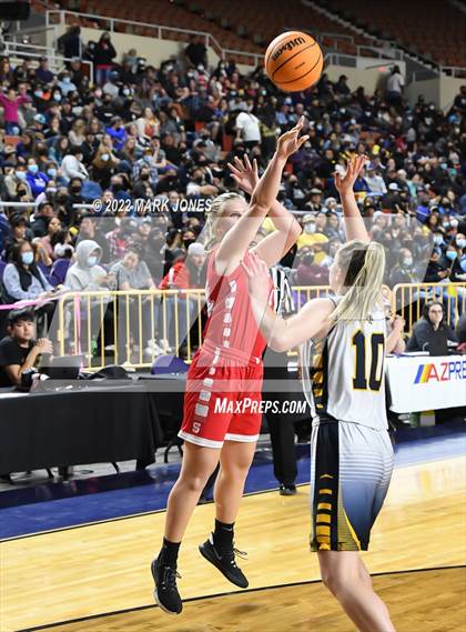 Thumbnail 1 in Pima vs. St. Johns (AIA 2A Semifinal) photogallery.