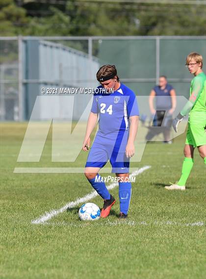 Thumbnail 2 in Limestone vs. Illinois Valley Central photogallery.