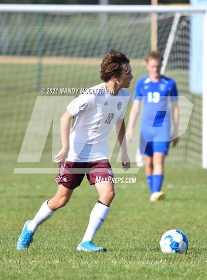 Thumbnail 1 in Limestone vs. Illinois Valley Central photogallery.