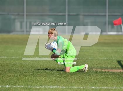 Thumbnail 2 in Limestone vs. Illinois Valley Central photogallery.