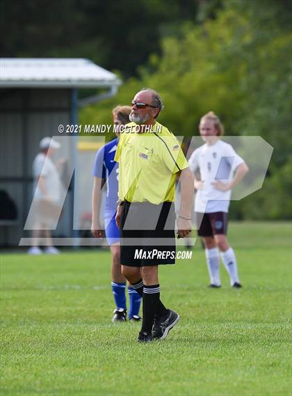 Thumbnail 3 in Limestone vs. Illinois Valley Central photogallery.