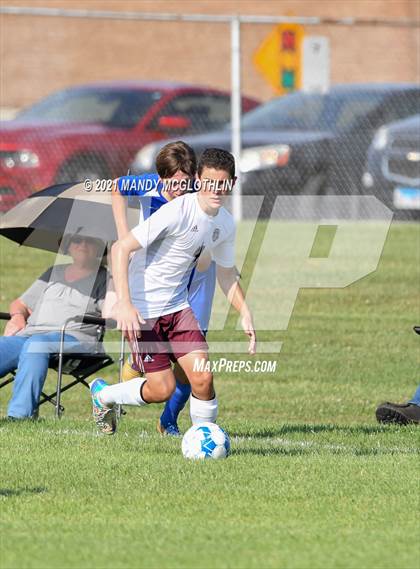 Thumbnail 1 in Limestone vs. Illinois Valley Central photogallery.