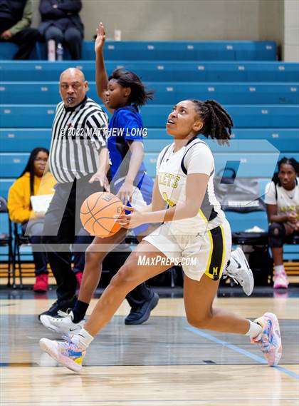 Thumbnail 2 in McAdory vs Tuscaloosa County (Jaguar Thanksgiving Jam) photogallery.