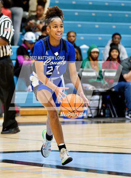 Thumbnail 1 in McAdory vs Tuscaloosa County (Jaguar Thanksgiving Jam) photogallery.