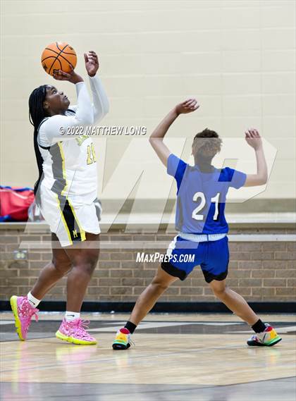 Thumbnail 3 in McAdory vs Tuscaloosa County (Jaguar Thanksgiving Jam) photogallery.