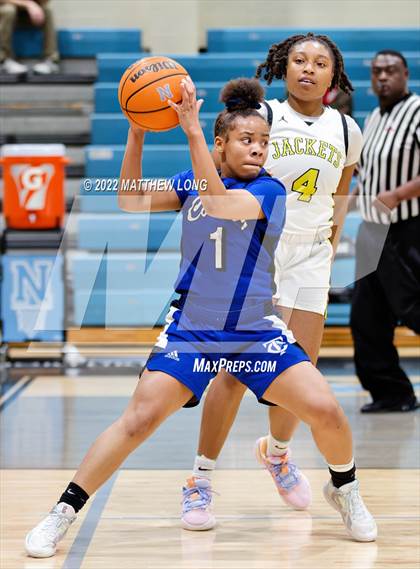 Thumbnail 2 in McAdory vs Tuscaloosa County (Jaguar Thanksgiving Jam) photogallery.