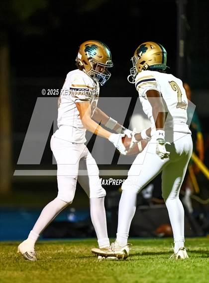 Thumbnail 3 in Yuma Catholic @ Cactus photogallery.
