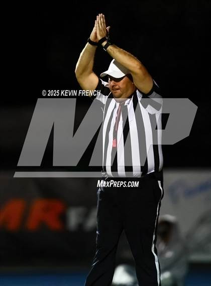 Thumbnail 1 in Yuma Catholic @ Cactus photogallery.
