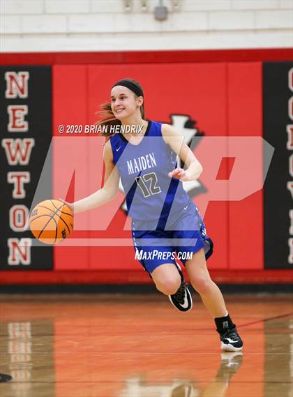 Thumbnail 2 in Maiden @ Newton-Conover photogallery.